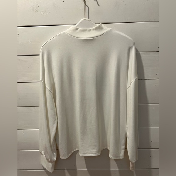 🤍NWOT Reitmans Face Line Art Sweater – XXL – Cream - Picture 9 of 10